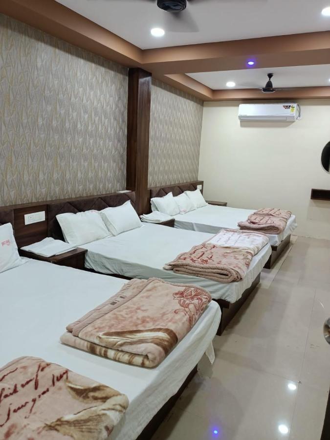 Green Leaf Hotel Ujjain Εξωτερικό φωτογραφία