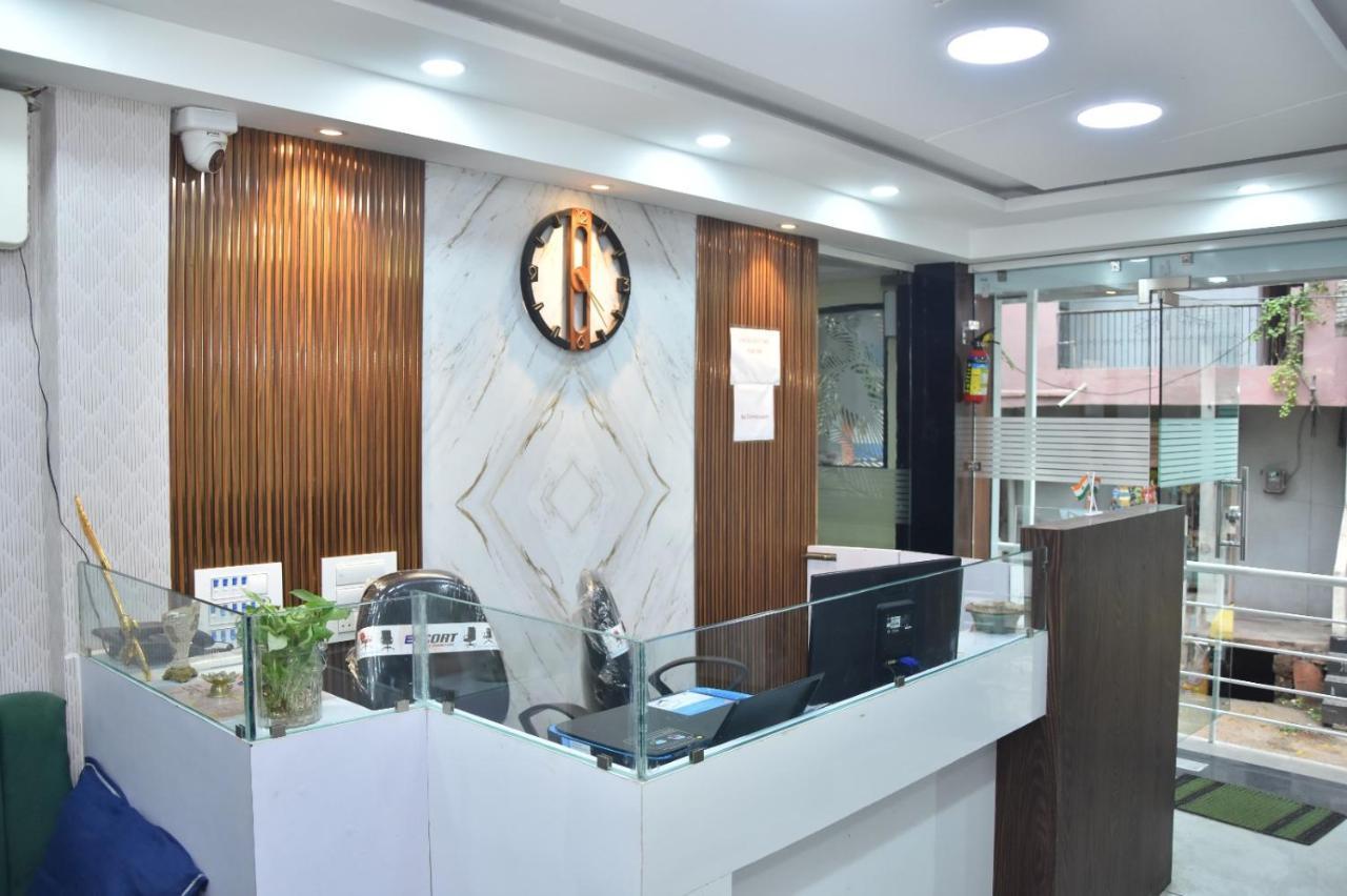 Green Leaf Hotel Ujjain Εξωτερικό φωτογραφία