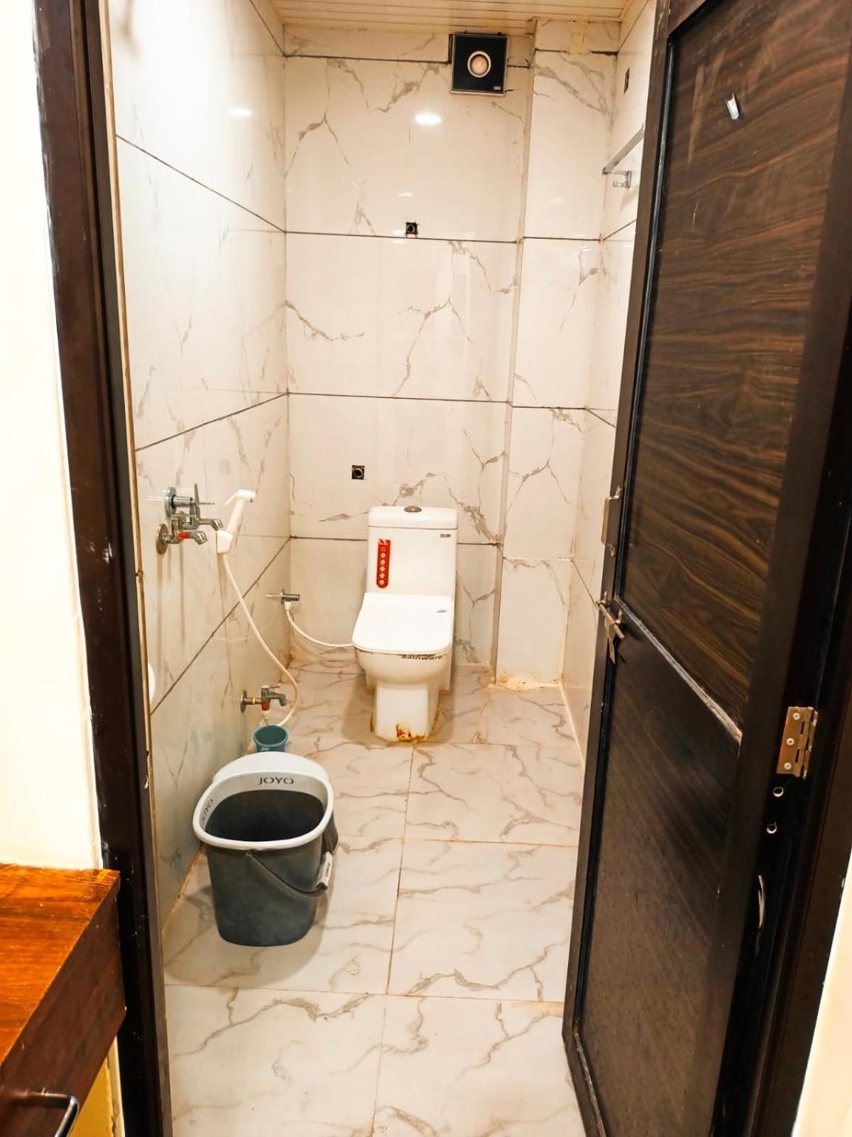 Green Leaf Hotel Ujjain Εξωτερικό φωτογραφία