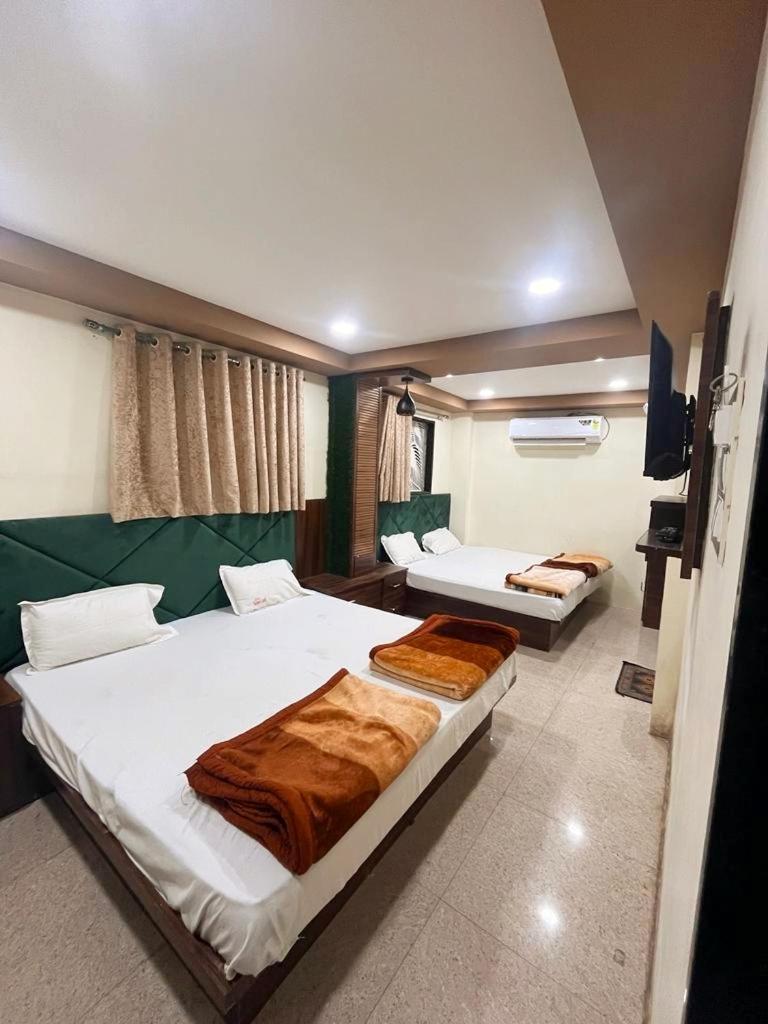 Green Leaf Hotel Ujjain Εξωτερικό φωτογραφία