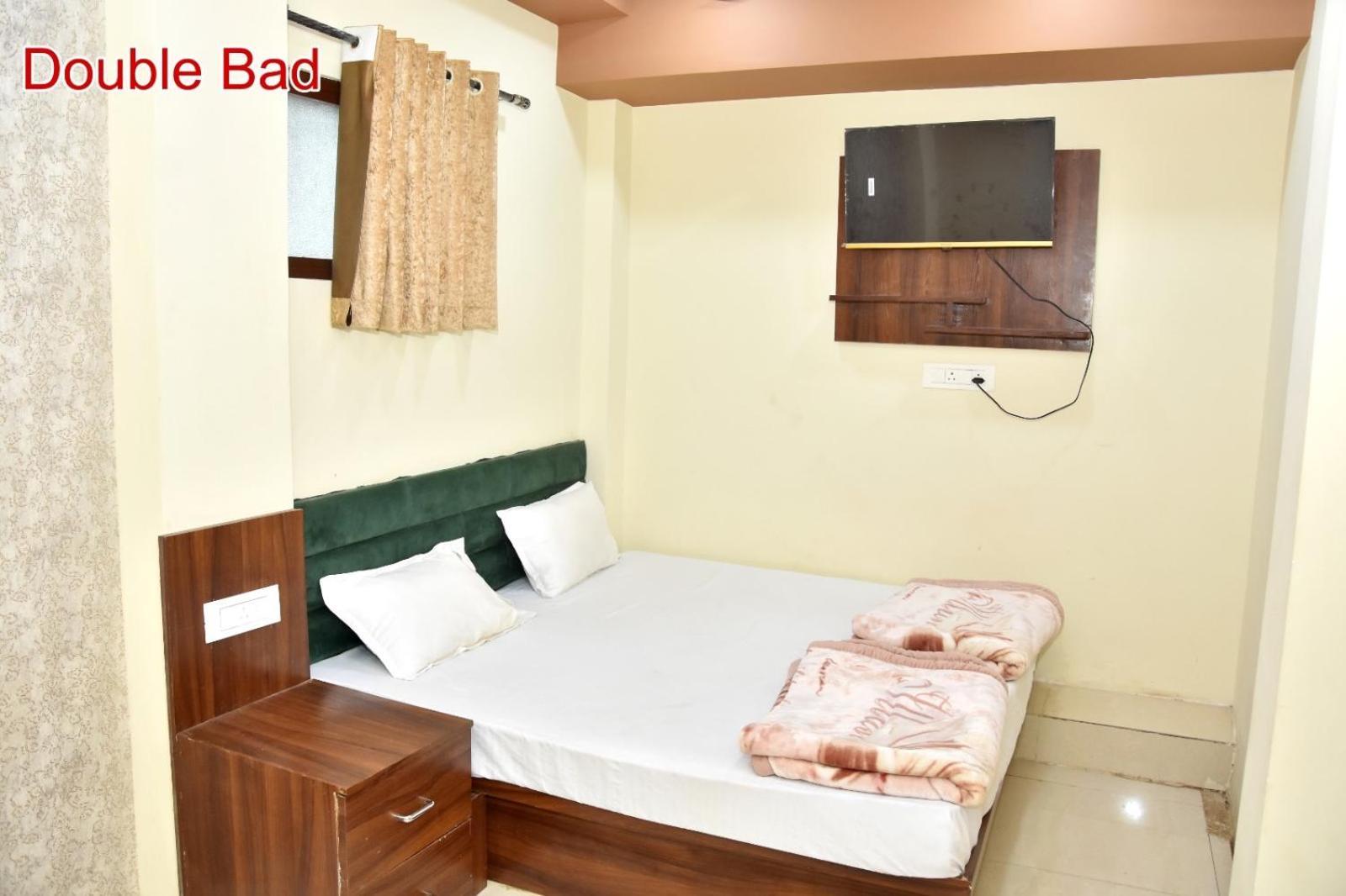 Green Leaf Hotel Ujjain Εξωτερικό φωτογραφία