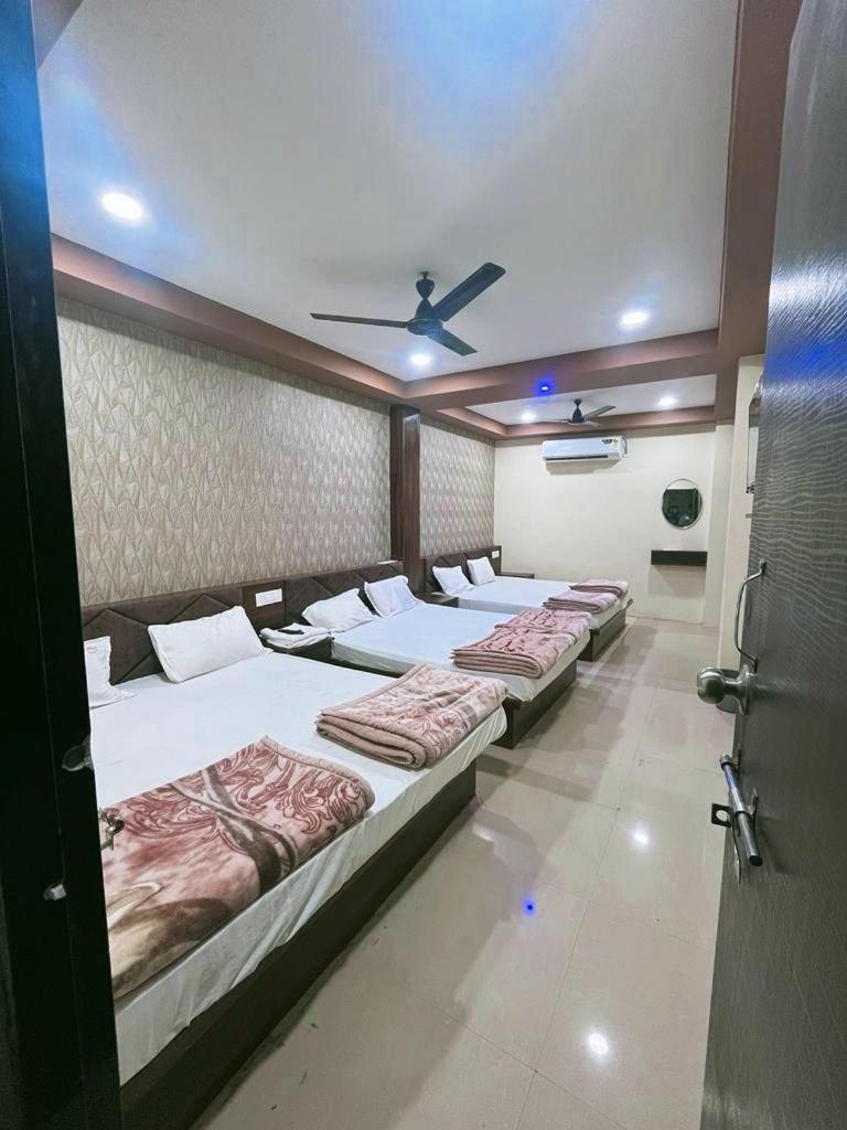 Green Leaf Hotel Ujjain Εξωτερικό φωτογραφία