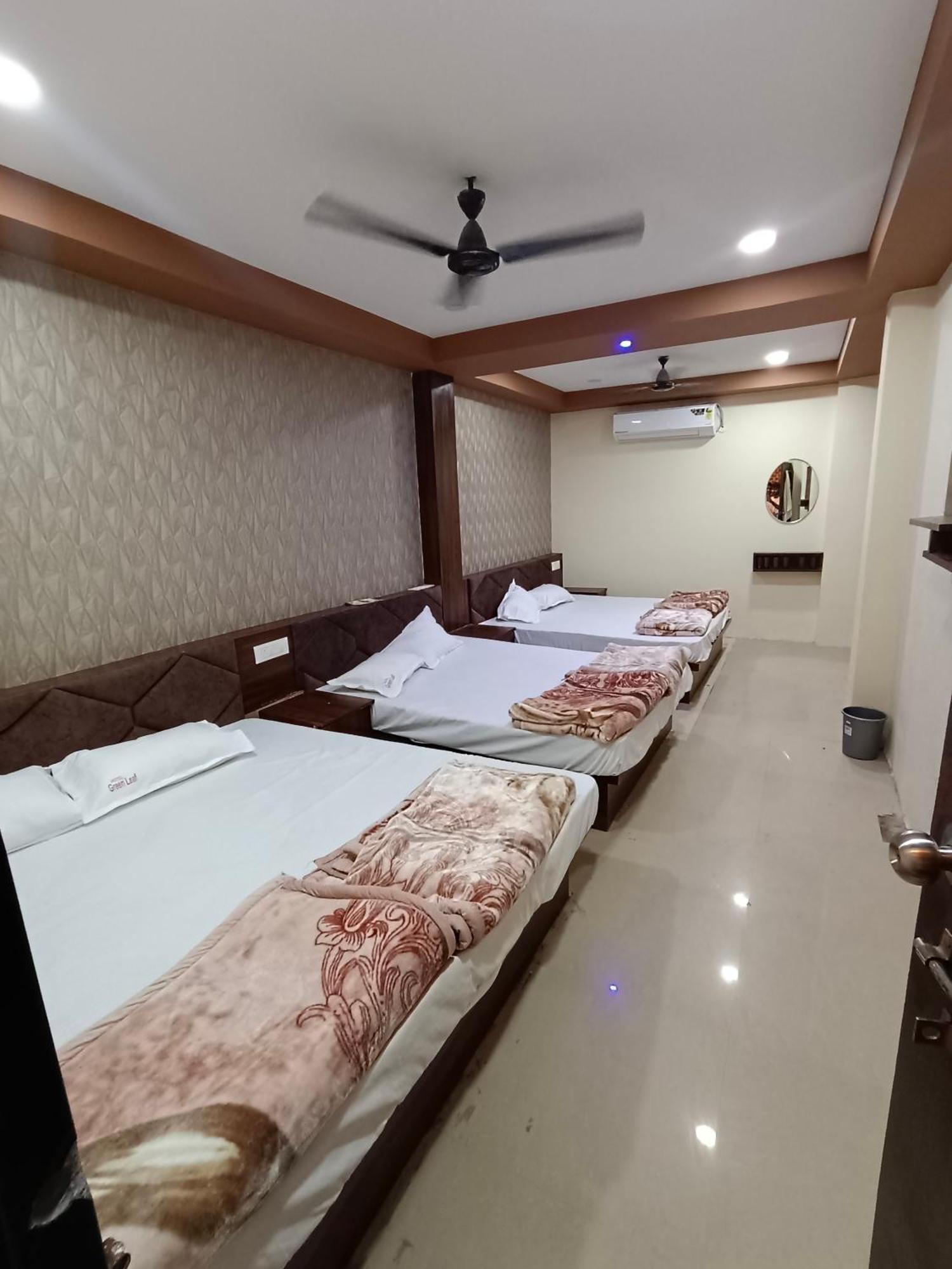 Green Leaf Hotel Ujjain Εξωτερικό φωτογραφία