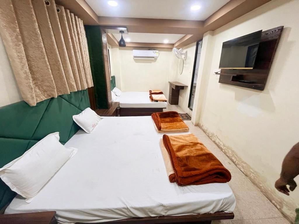 Green Leaf Hotel Ujjain Εξωτερικό φωτογραφία