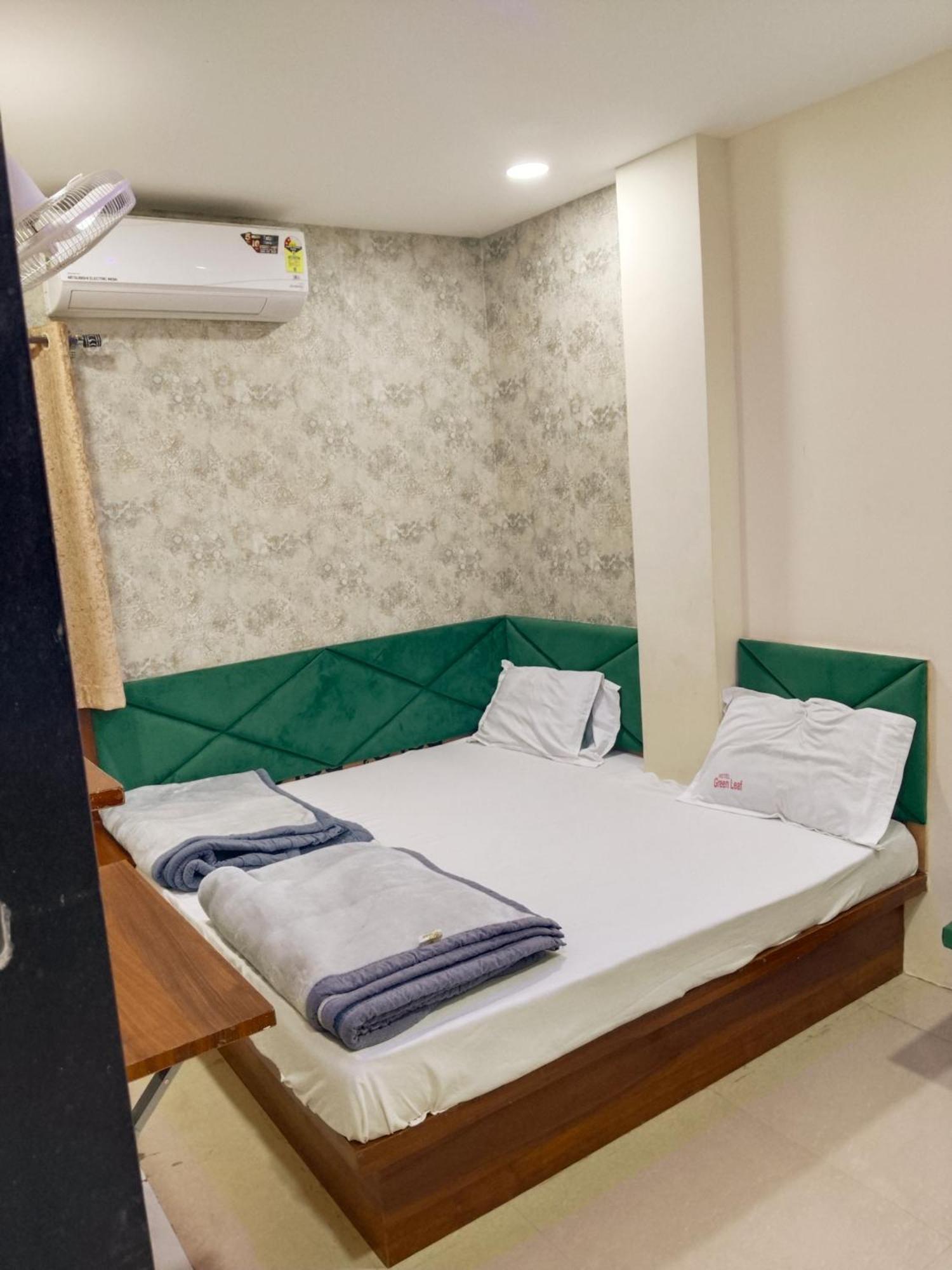 Green Leaf Hotel Ujjain Εξωτερικό φωτογραφία