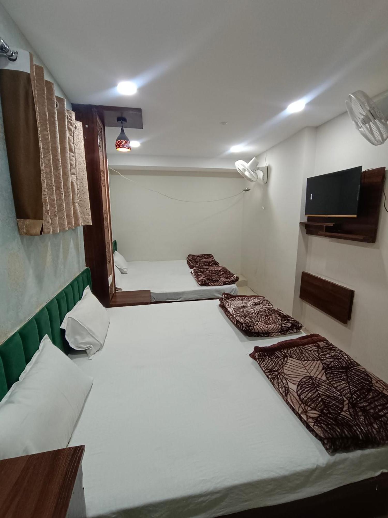 Green Leaf Hotel Ujjain Εξωτερικό φωτογραφία